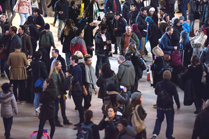 foto de gente caminando